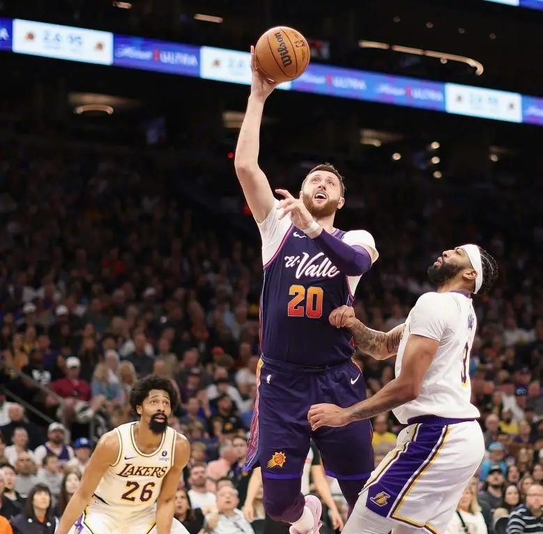 鼎点登录：议起复盘｜魔鬼赛程来袭，被对手看破的湖人还能逆袭吗？