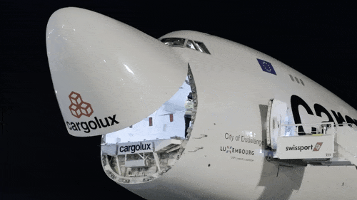 鼎点娱乐：史上最大光刻机拆箱视频发布，安装完成还需6个月